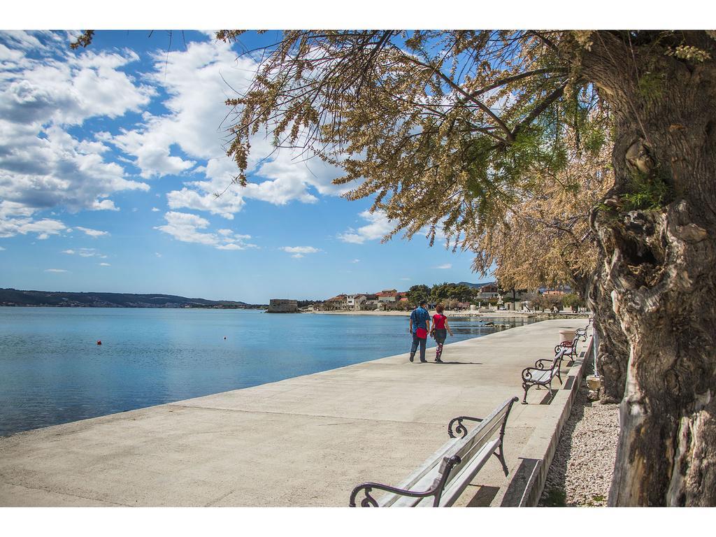 Apartment Dominko Kastela Exterior photo